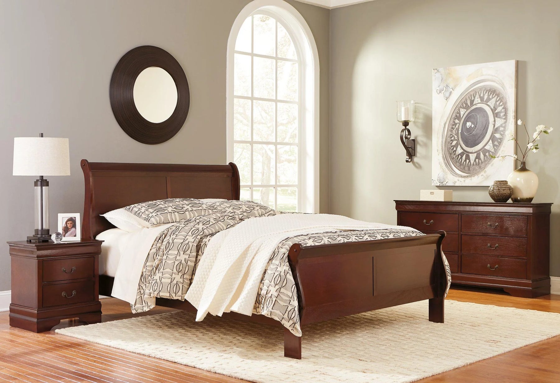 Bedroom Furniture Buying Guide: Sets vs. Individual Pieces
