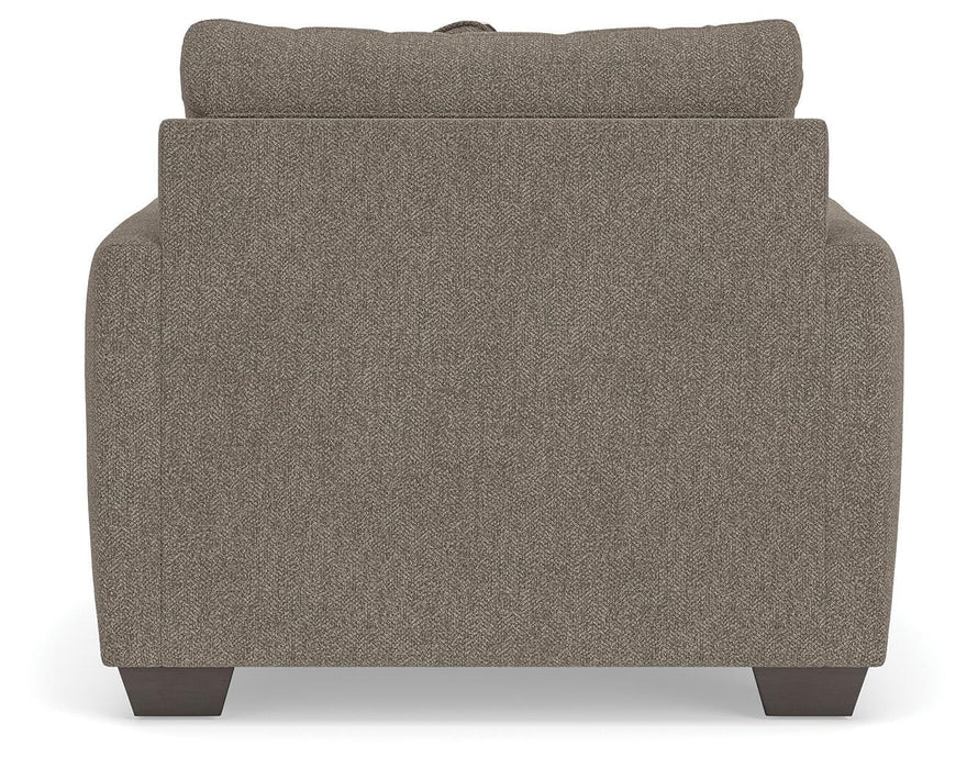 Triston-Peaks Oversized Chair